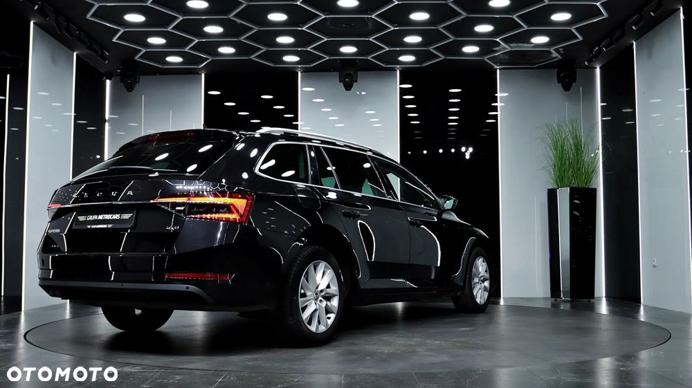 Skoda Superb 2.0 TDI SCR 4x4 Style DSG - 8