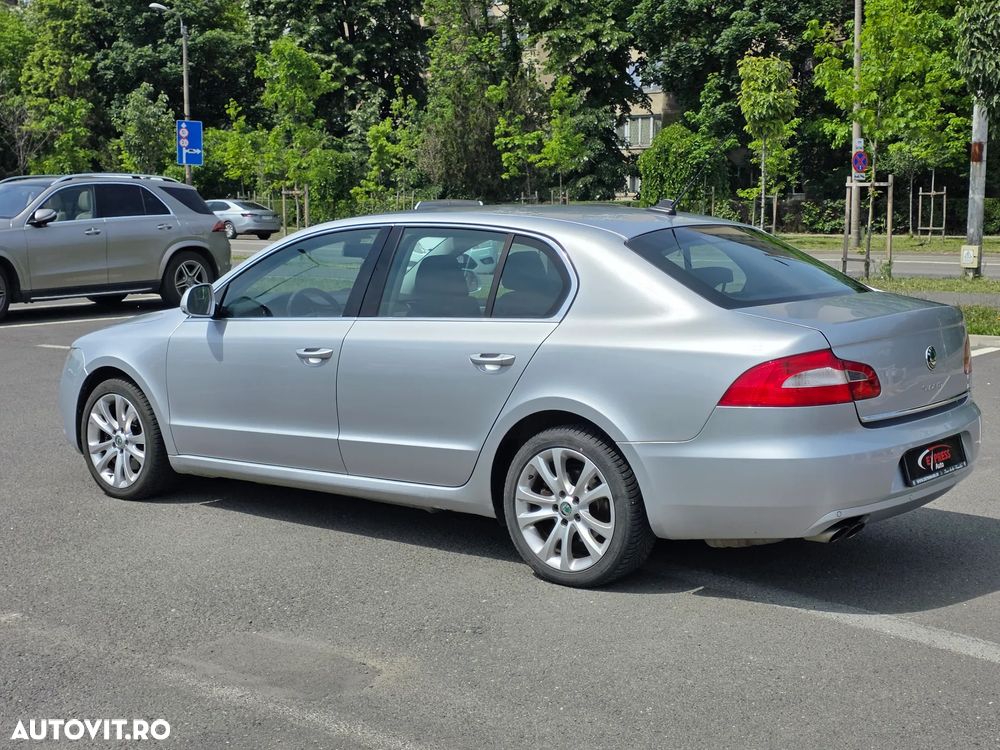 Skoda Superb 1.8 TSI Exclusive - 3