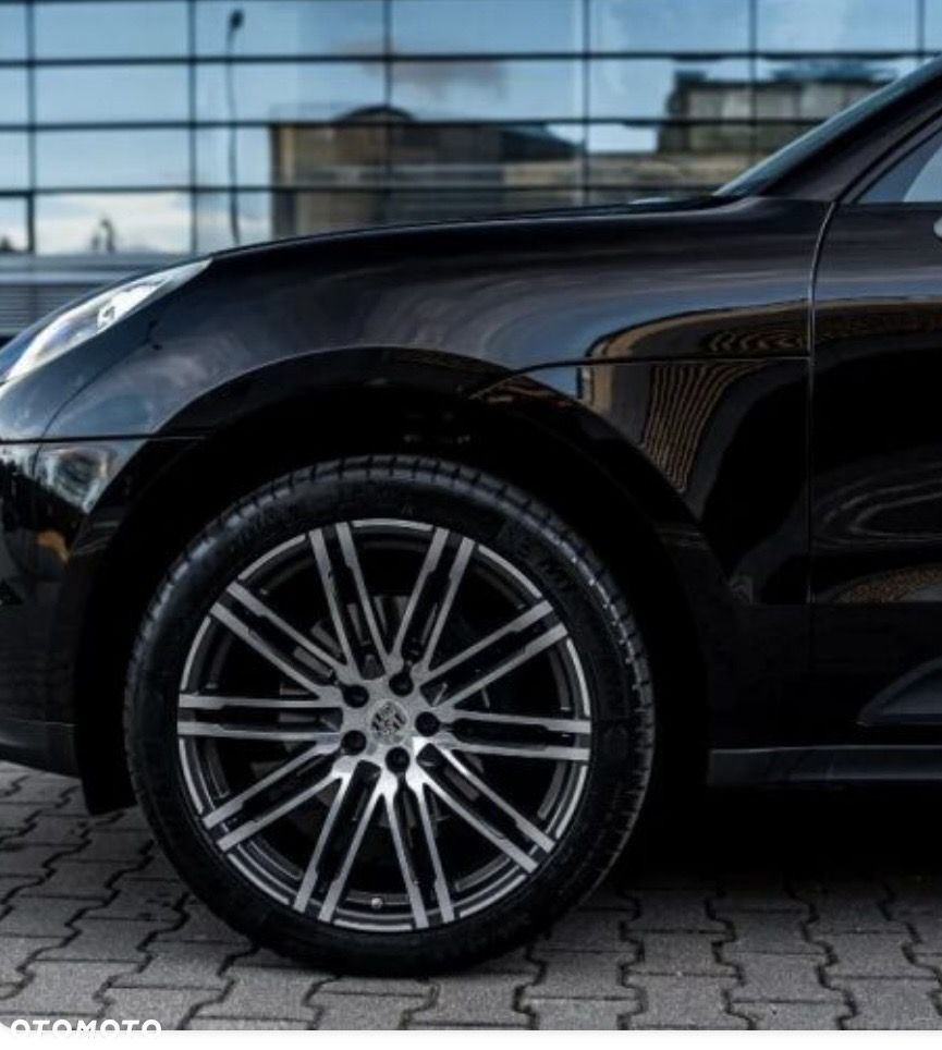 Porsche Macan - 2