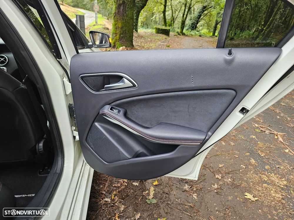 Mercedes-Benz A 200 CDi BE AMG Line Aut. - 25