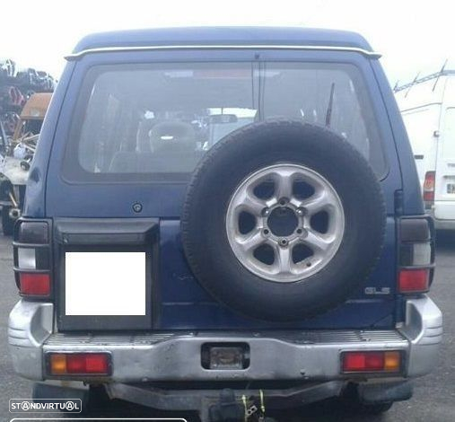 Mitsubishi Pajero 2.8 TD de 2000 disponível para peças motor vendido - 5
