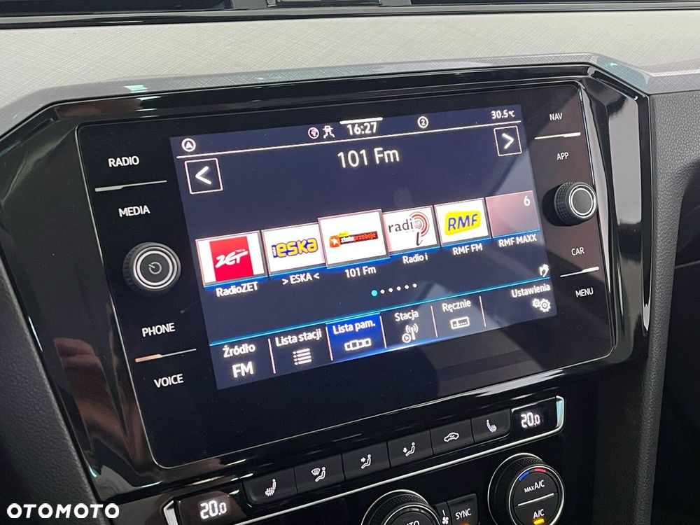 Volkswagen Passat Variant 2.0 TSI Business DSG - 32