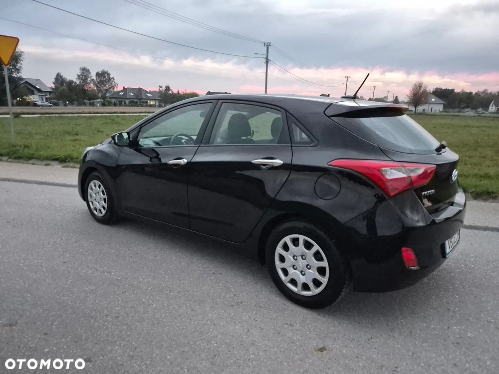 Hyundai i30 1.4 Premium - 3