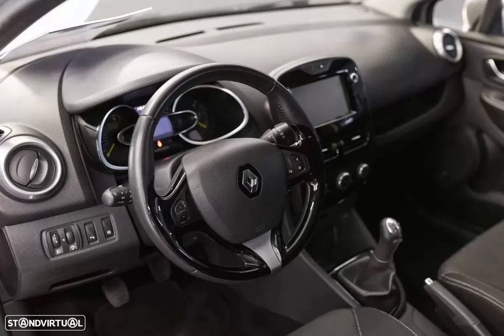 Renault Clio - 5