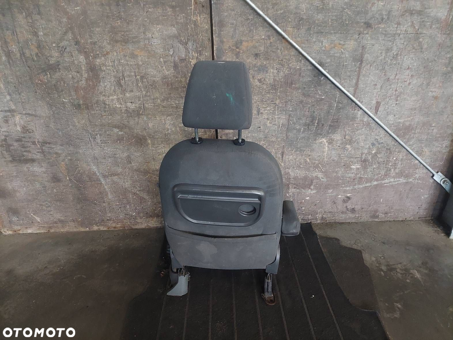 FOTEL LEWY PRZÓD KIEROWCY FORD C-MAX I - 3