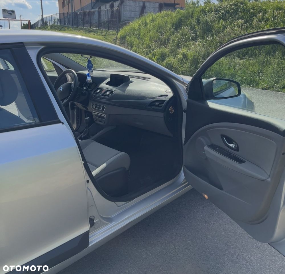 Renault Megane 1.5 dCi Dynamique - 10