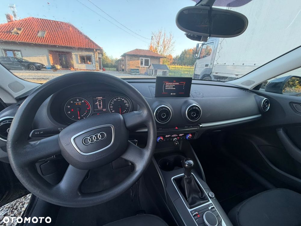 Audi A3 Sportback - 6