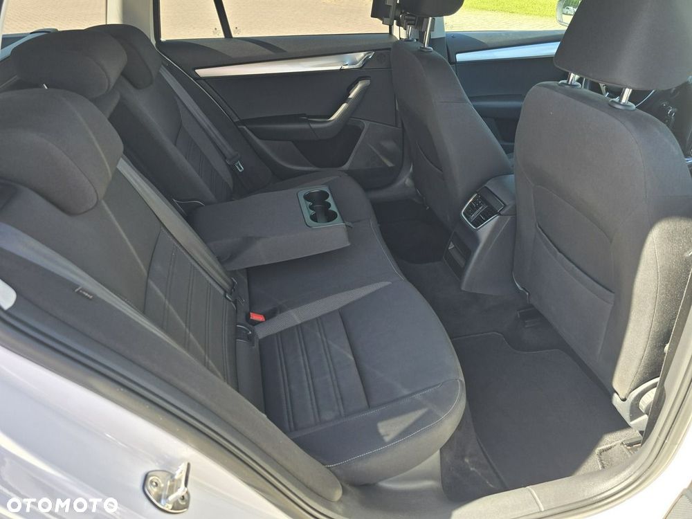 Skoda Octavia - 23