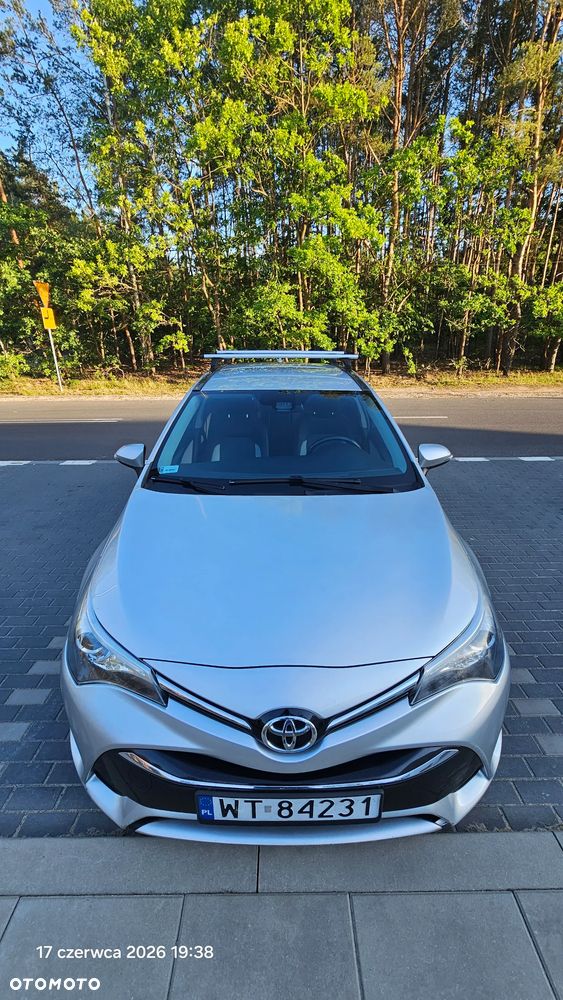 Toyota Avensis Touring Sports 1.6 D-4D - 3