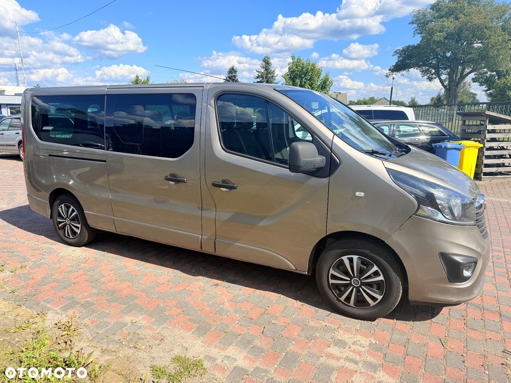 Opel Vivaro - 2