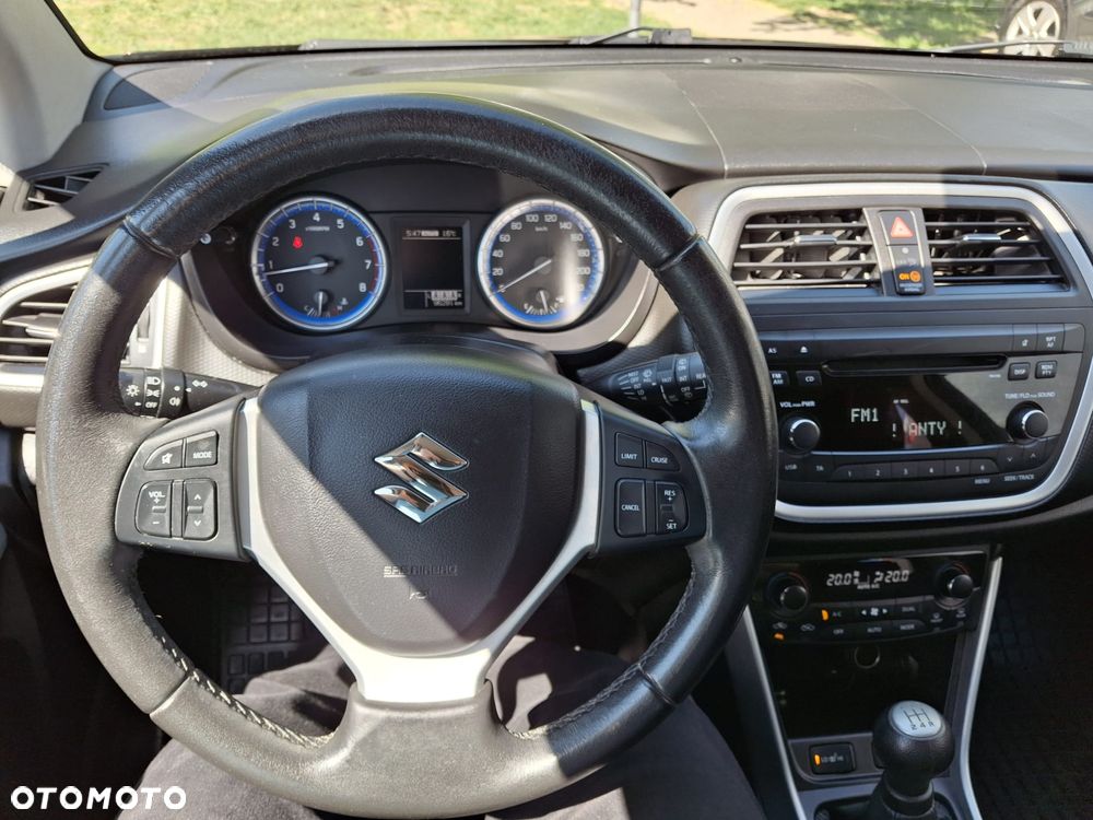 Suzuki SX4 1.6 Premium 4WD - 9