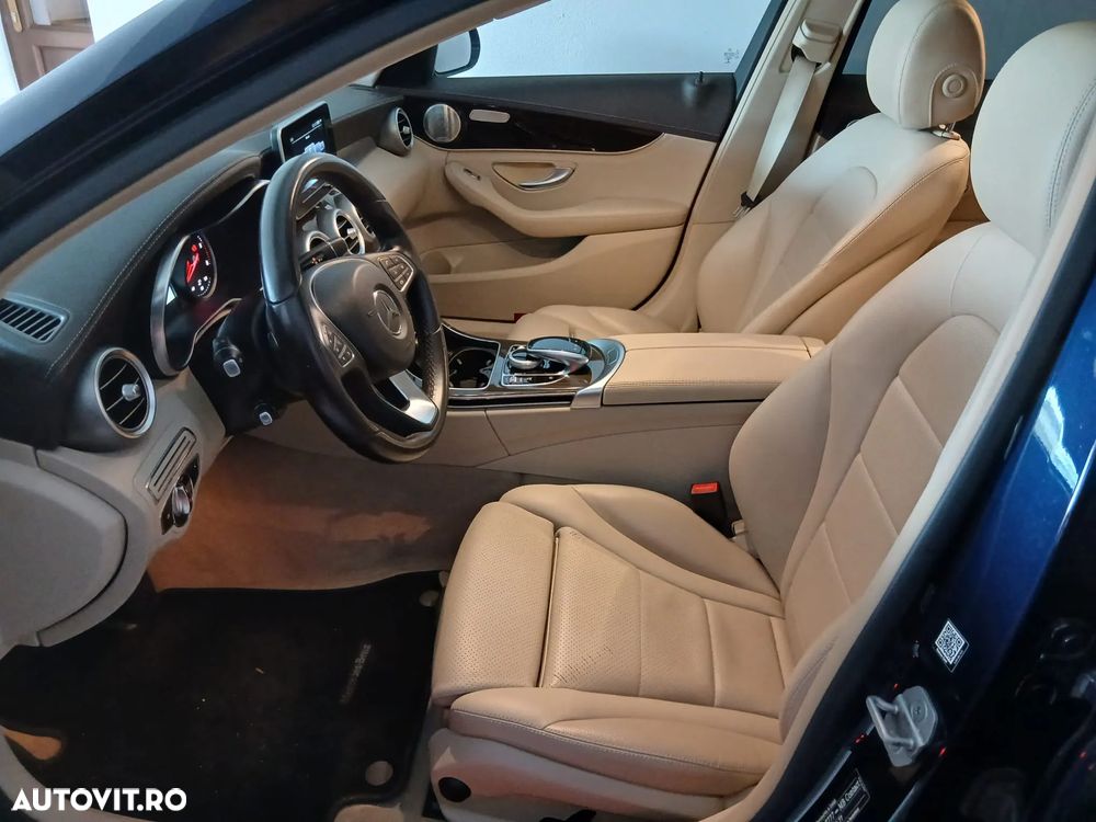Mercedes-Benz C 250 (BlueTEC) d 4Matic 7G-TRONIC - 12