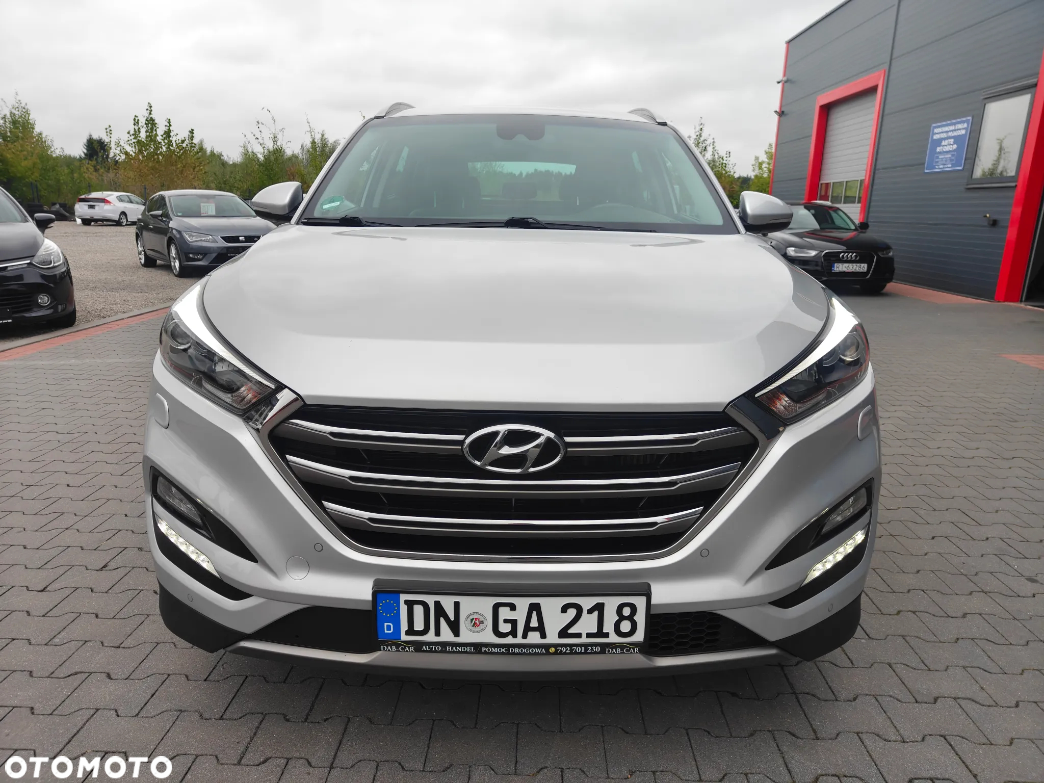 Hyundai Tucson 2.0 CRDi 4WD Automatik Premium - 2