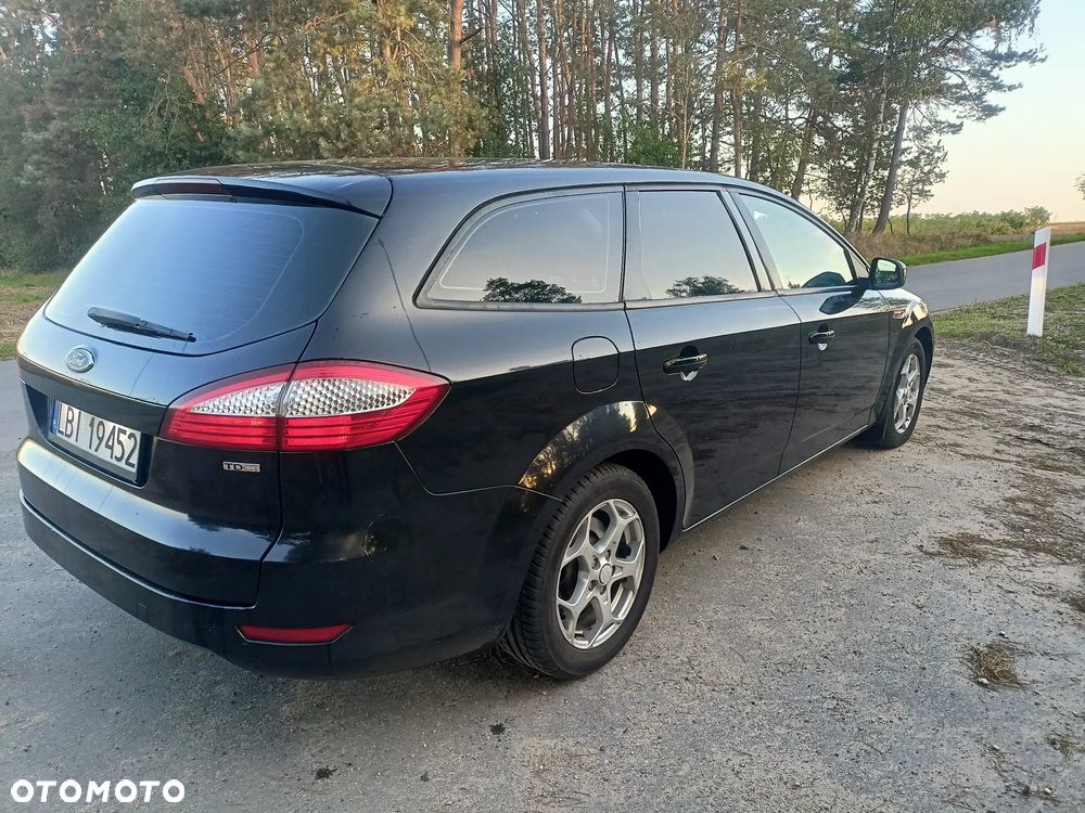Ford Mondeo 2.0 TDCi Ambiente - 7