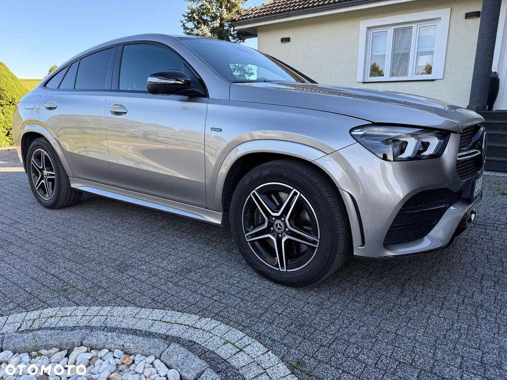Mercedes-Benz GLE - 1