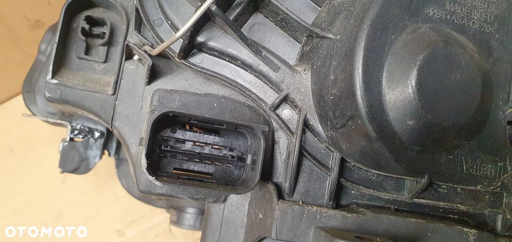 Lampa prawy przód przednia prawa BMW I E81 E87 Lift 7193388 - 8