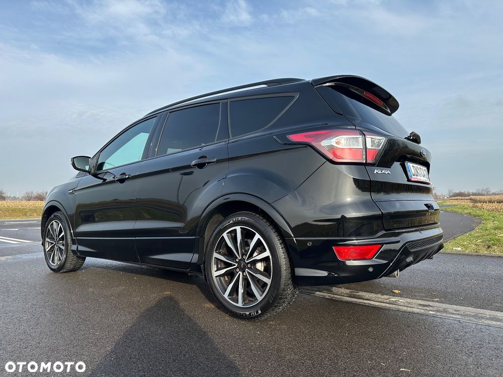 Ford Kuga 1.5 EcoBoost 2x4 ST-Line - 5