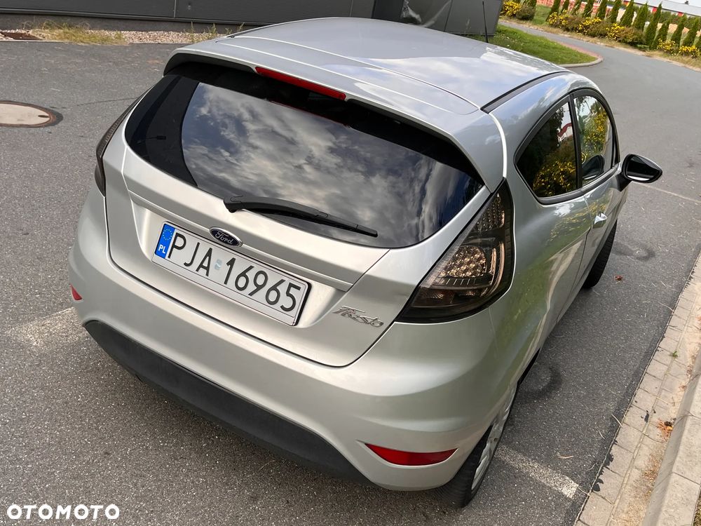 Ford Fiesta - 7
