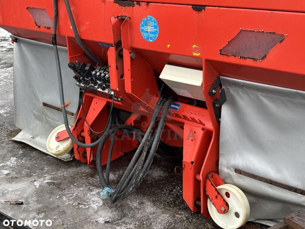 Rozsiewacz RAUCH Axera H EMC GLB1400 GL700 - 8