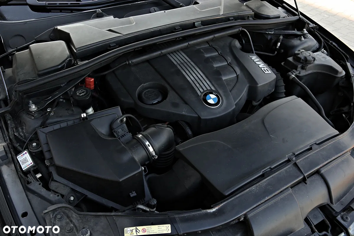BMW Seria 3 320d - 35