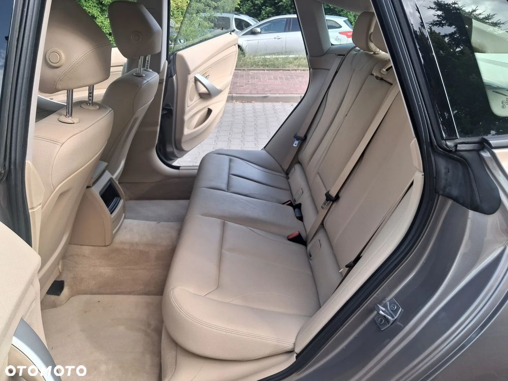 BMW 3GT 318d Luxury Line - 20