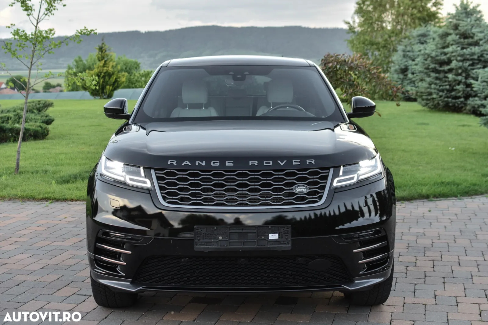 Land Rover Range Rover Velar 2.0 R-Dynamic HSE - 12