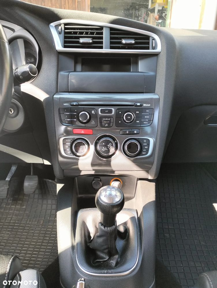 Citroën C4 1.6 VTi Exclusive - 17