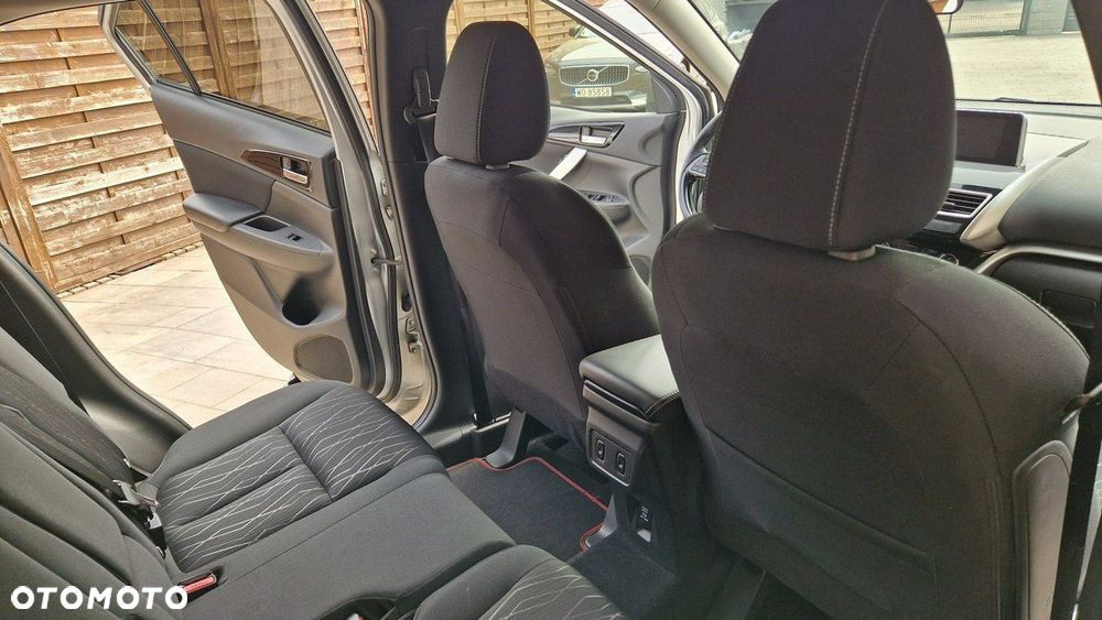 Mitsubishi Eclipse Cross - 15