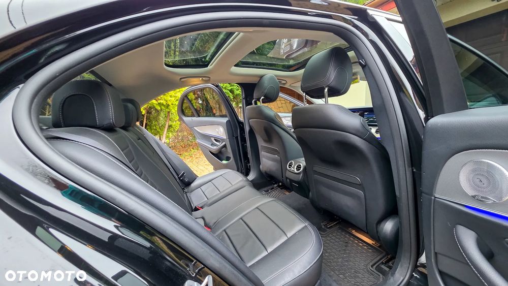 Mercedes-Benz Klasa E 220 d 4-Matic AMG - 14