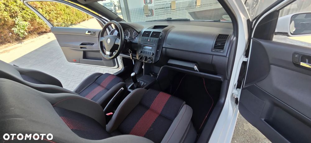Volkswagen Polo 1.6 GT Rocket - 29