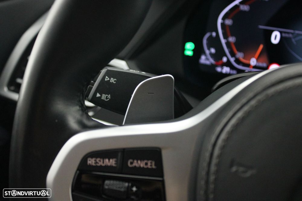 BMW X7 40 d xDrive Pack M — fotografia 13