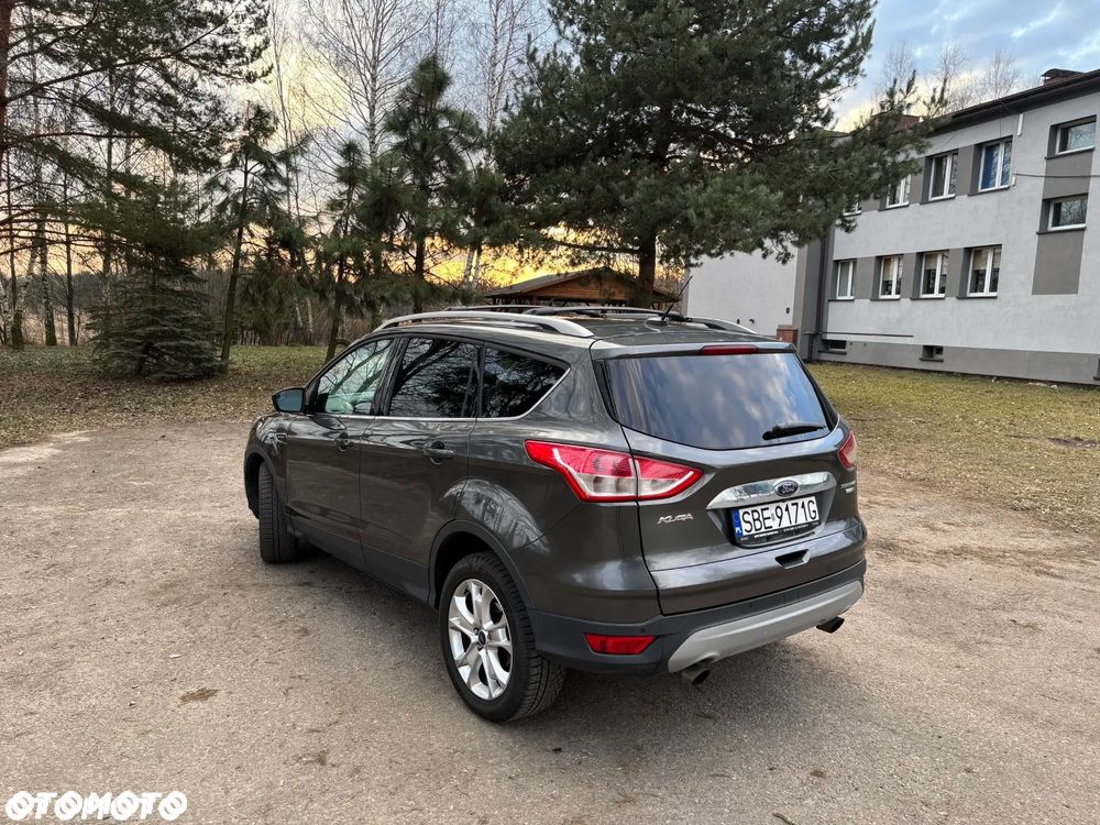 Ford Kuga 1.6 EcoBoost 4WD Titanium - 5