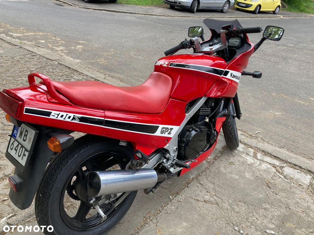 Kawasaki GPZ - 8