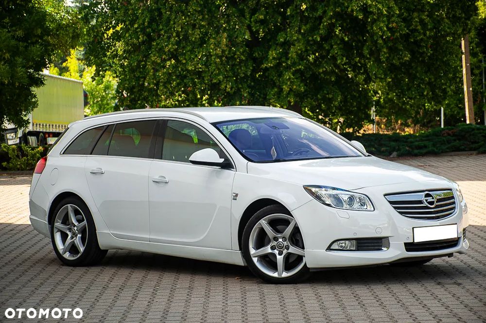 Opel Insignia 2.0 CDTI - 9
