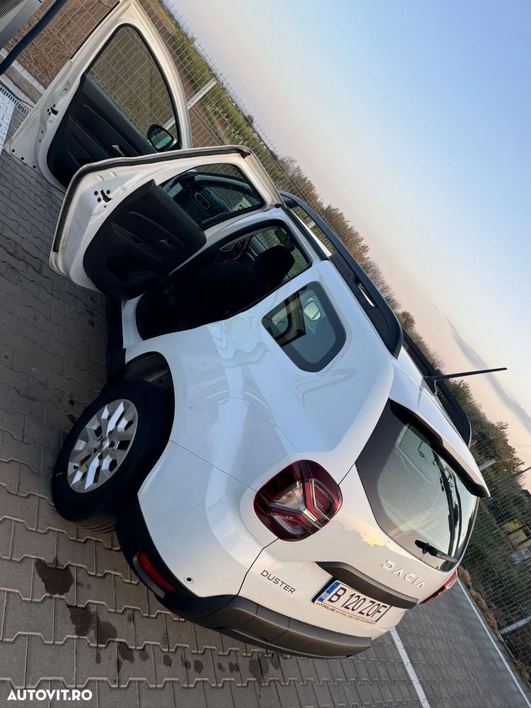 Dacia Duster TCe 90 Essential - 14