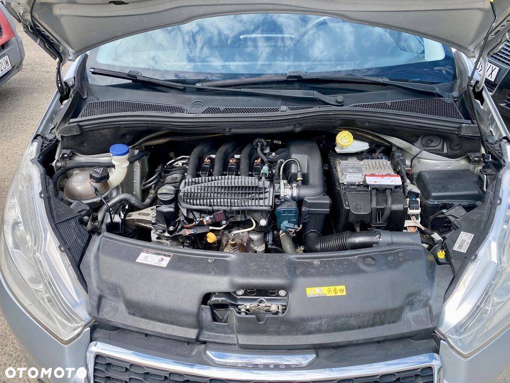Peugeot 208 PureTech 82 ETG5 Stop & Start Active - 25