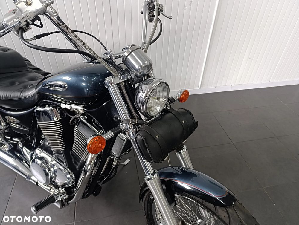 Suzuki Intruder - 16