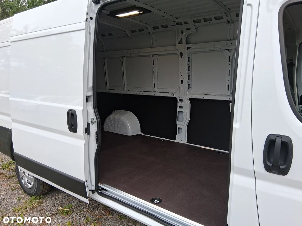 Toyota Proace Max - 17