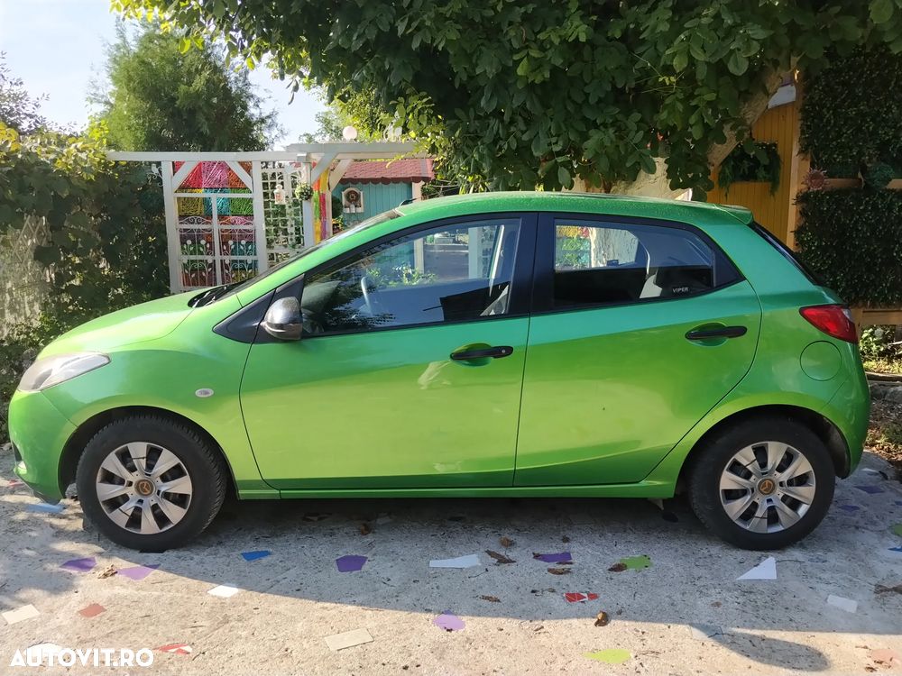 Mazda 2 - 3