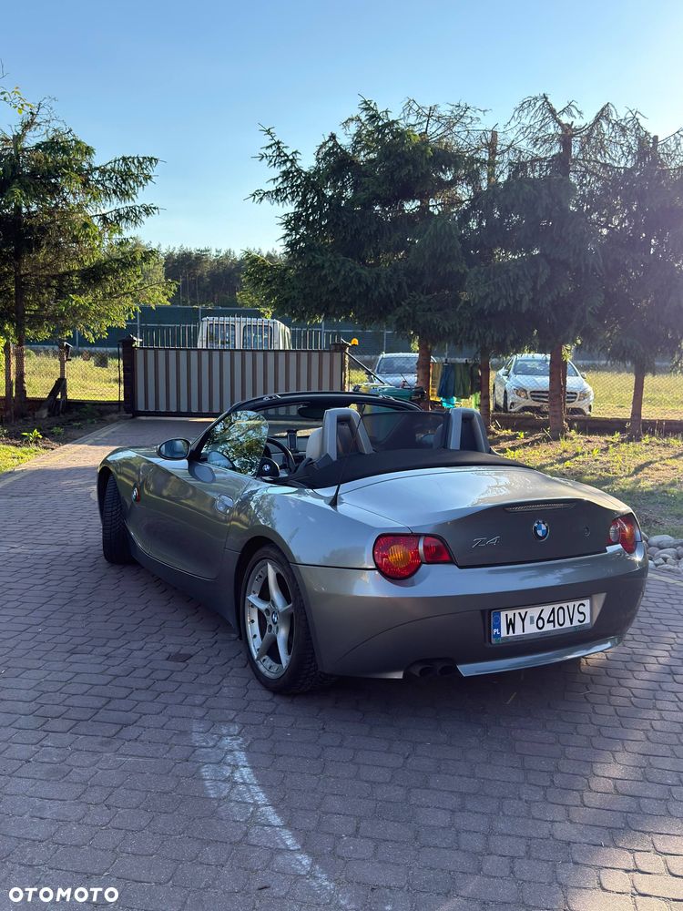 BMW Z4 2.5i - 11