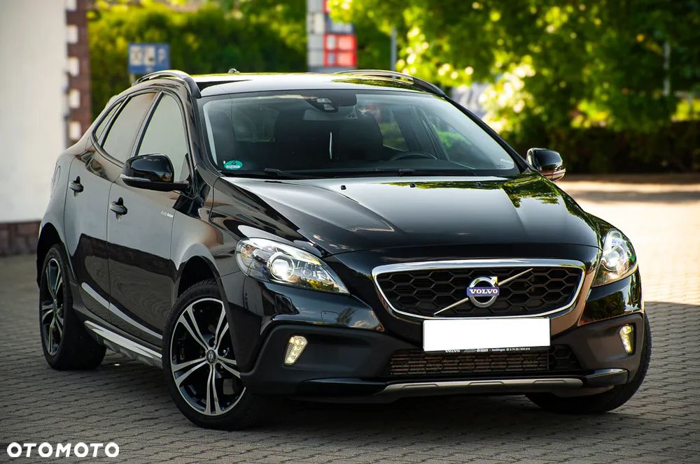 Volvo V40 Cross Country D3 Summum - 1