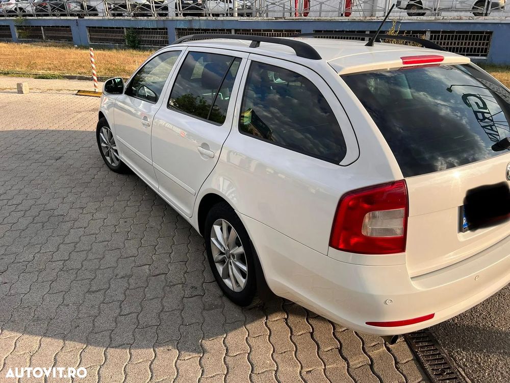 Skoda Octavia 1.2 TSI Ambiente - 8