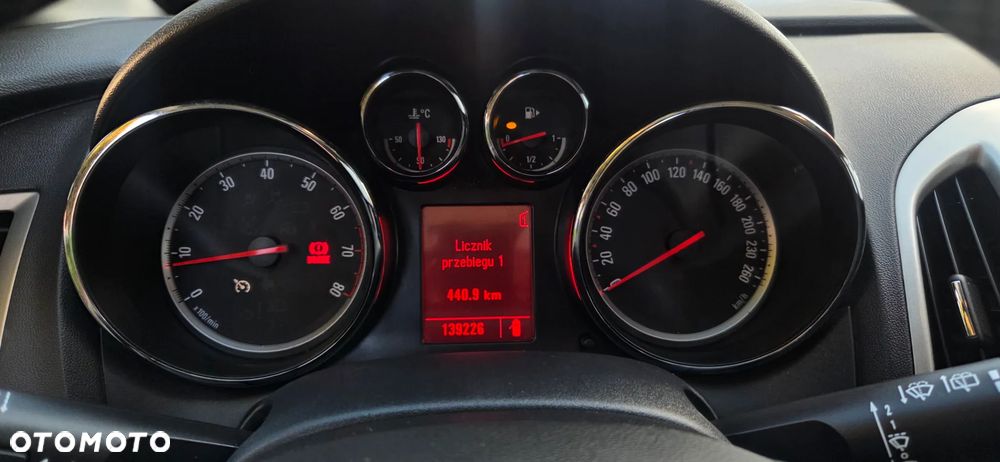 Opel Astra 1.6 Active - 26