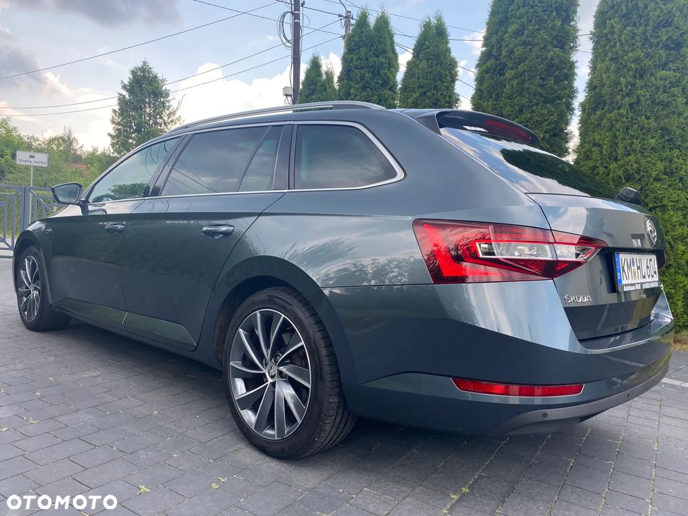 Skoda Superb 2.0 TDI L&K DSG - 6