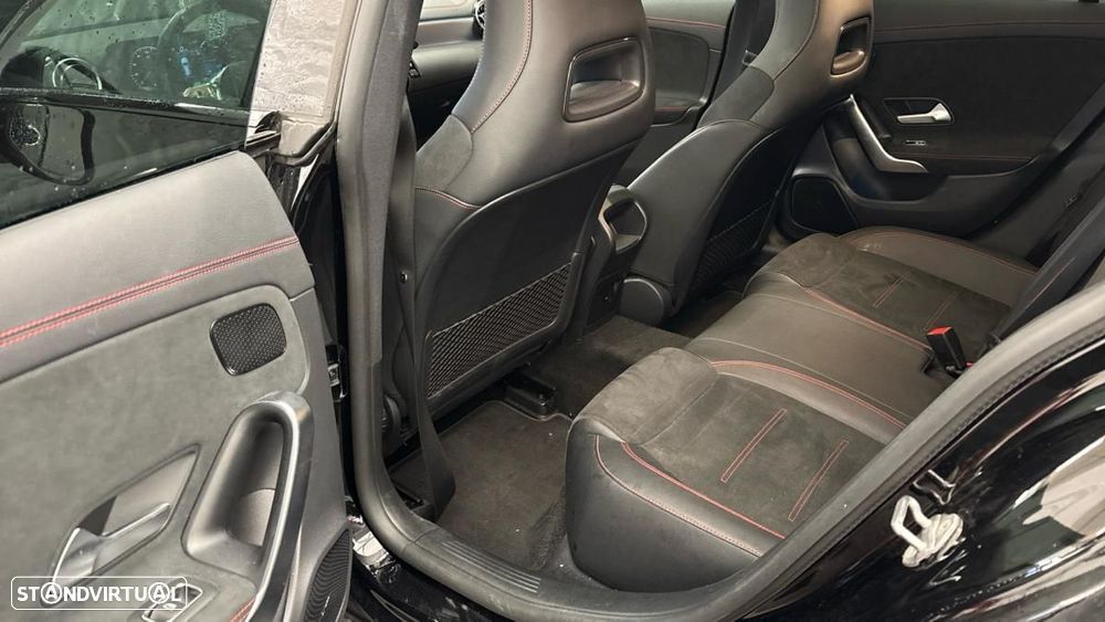 Mercedes-Benz CLA 250 e Shooting Brake AMG Line - 7