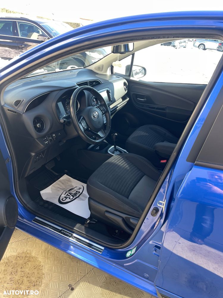 Toyota Yaris ver-1-5-vvt--i-selection - 29