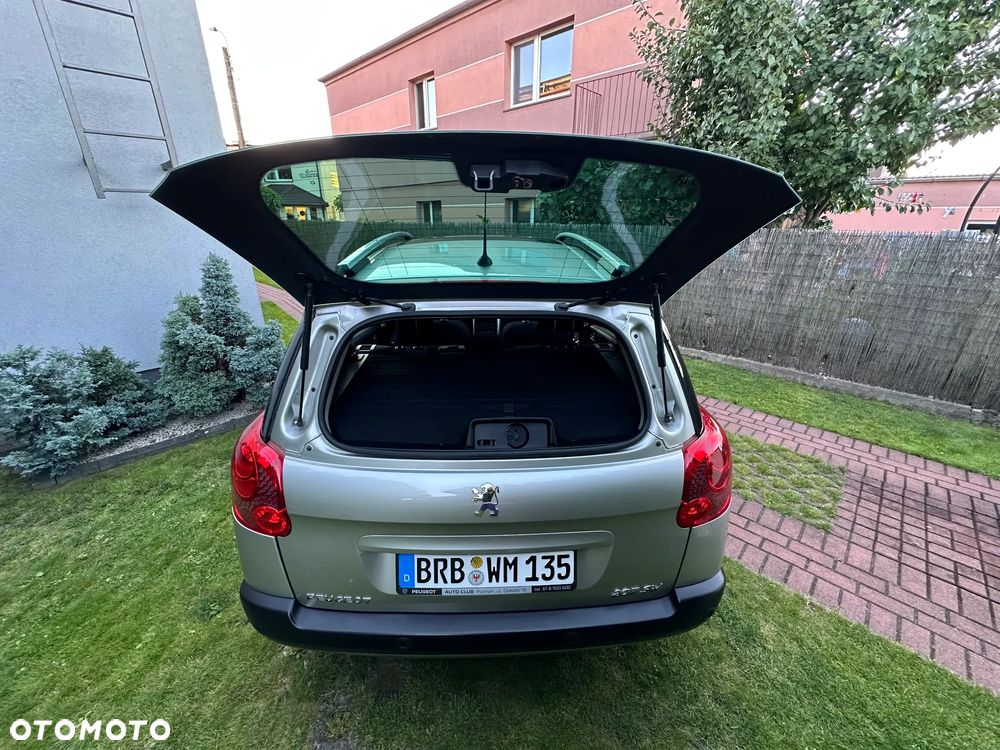 Peugeot 207 1.6 VTi Premium - 12