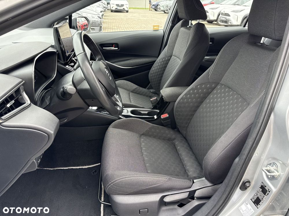 Toyota Corolla 1.8 Hybrid Comfort - 13