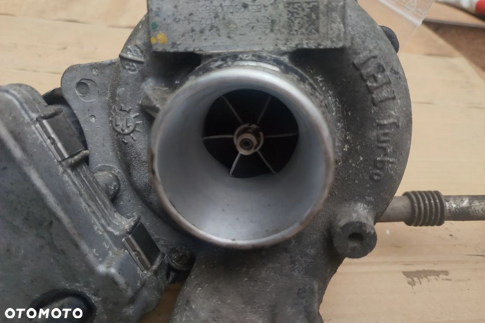 turbosprężarka do silnika 2,2cdi OM651 MERCEDES W212 - 4