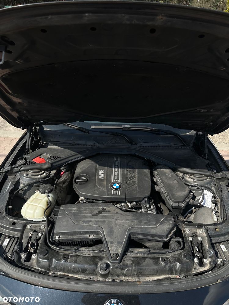 BMW Seria 3 318d M Sport EU6 - 16